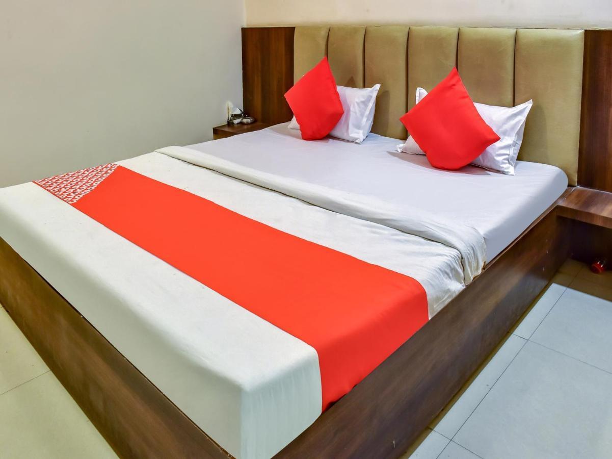 Oyo 78471 Hotel Platinum Bilāspur Exteriér fotografie
